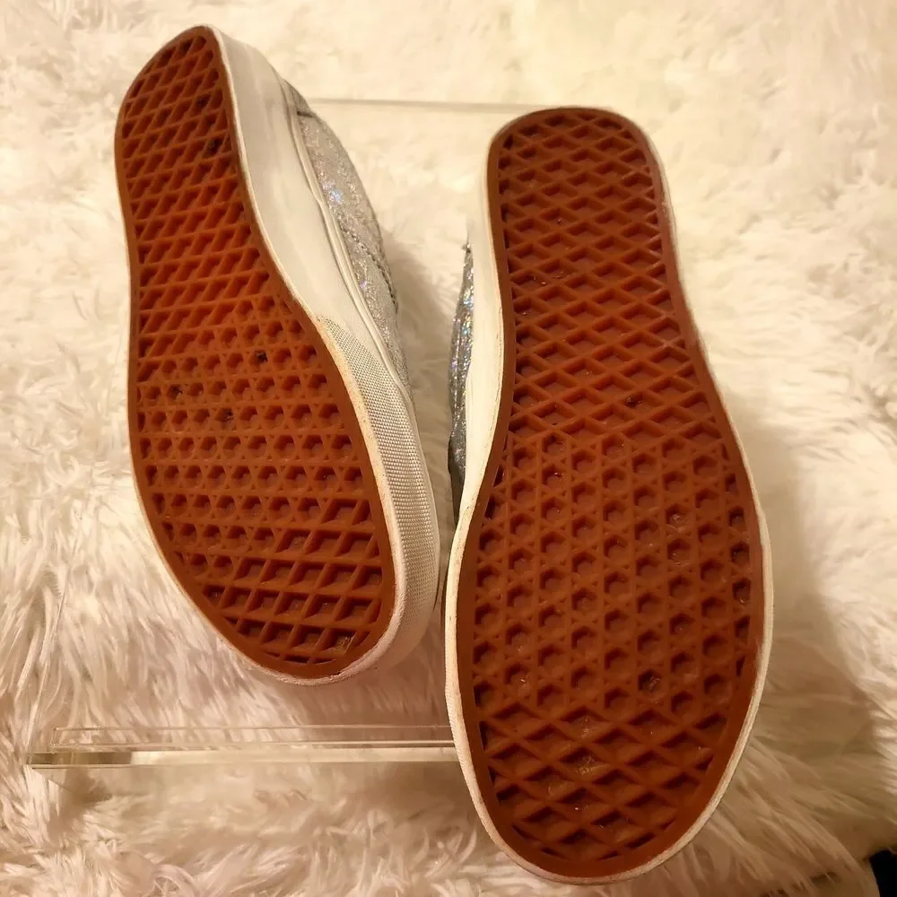 Halogen van's off the wall ladies size8 men's size6.5 in EUC,